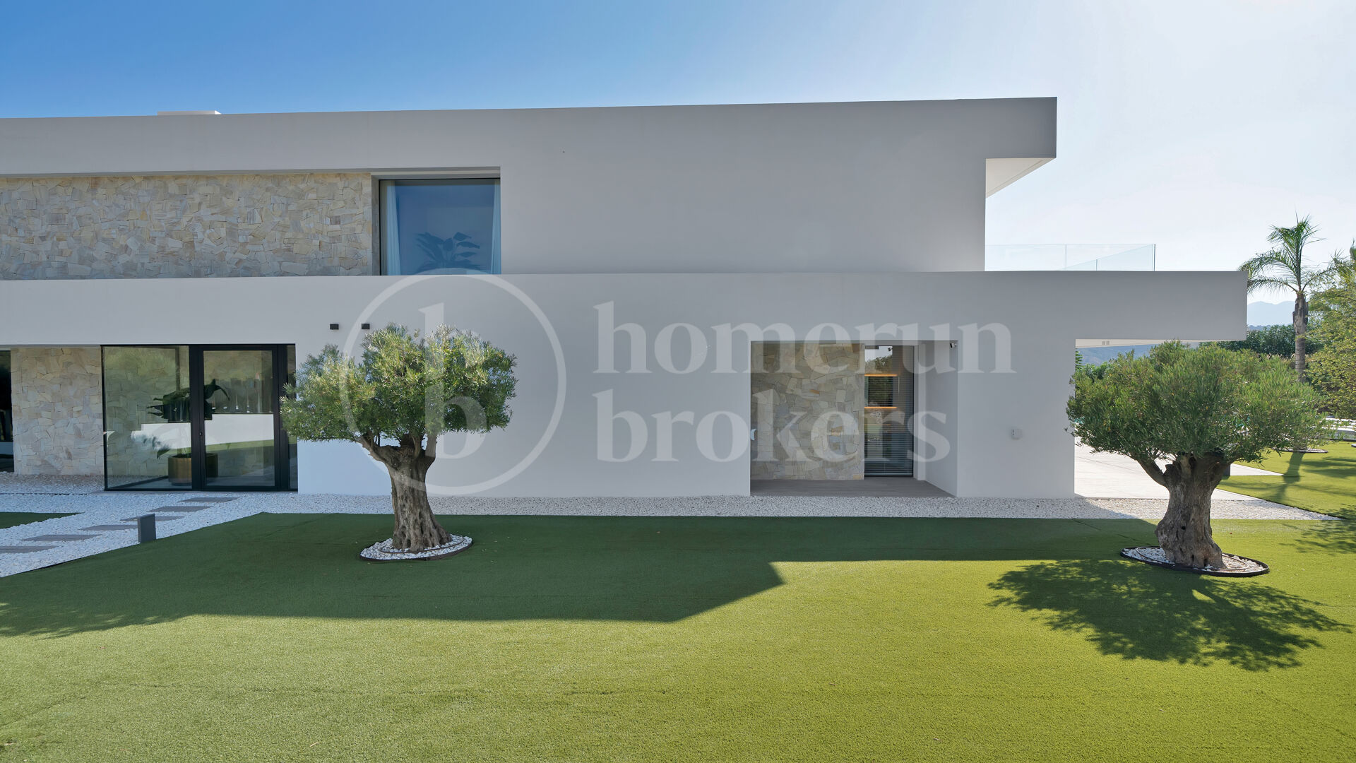 Villa Nerede - Modern villa med havsutsikt i Monte Mayor