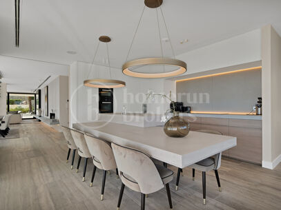 Villa Nerede - Modern villa med havsutsikt i Monte Mayor
