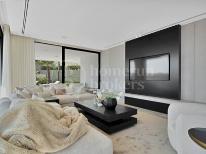 Villa Nerede - Contemporary Villa with Sea Views in Monte Mayor