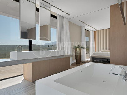 Villa Nerede - Contemporary Villa with Sea Views in Monte Mayor