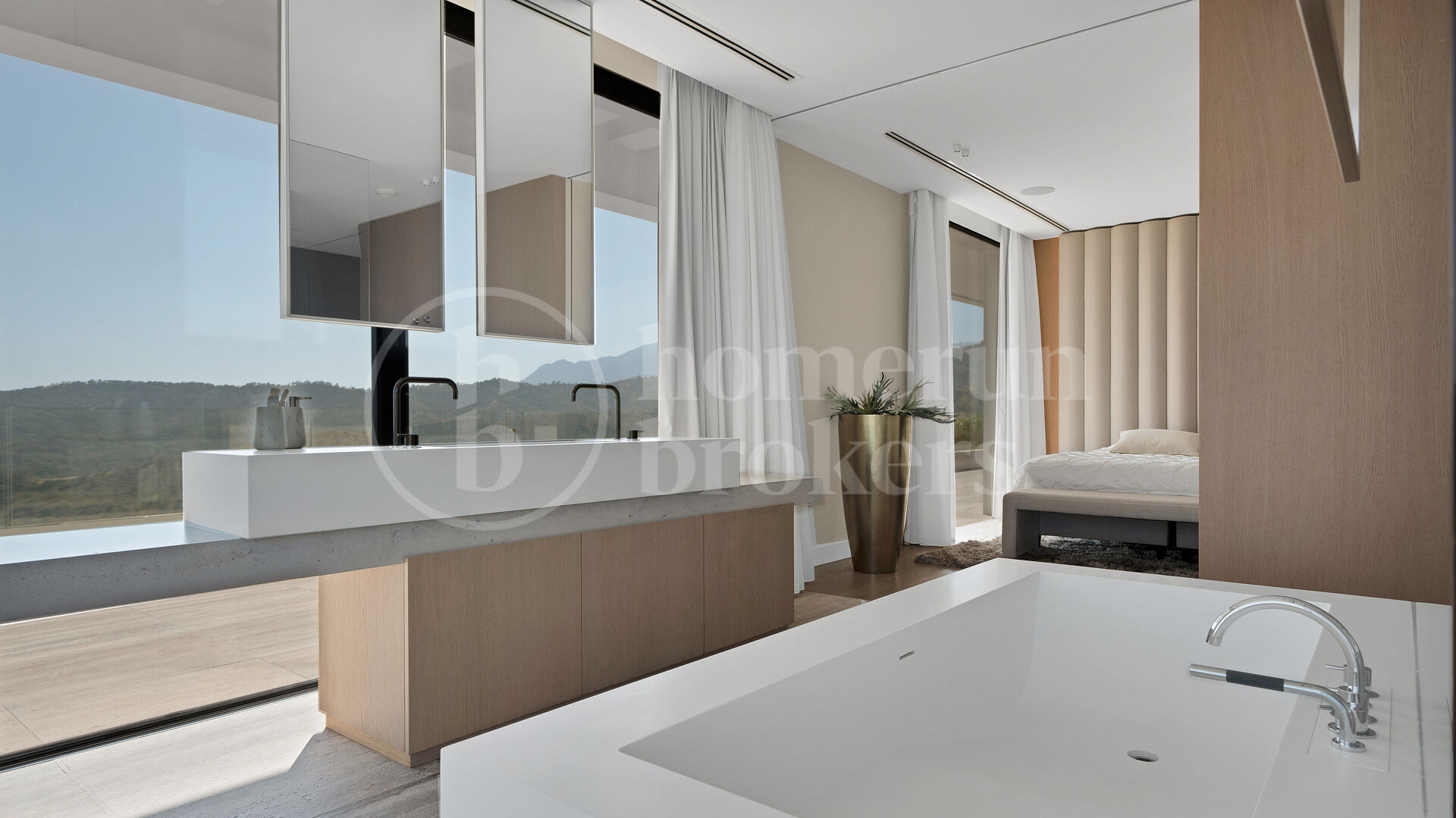 Villa Nerede - Modern villa med havsutsikt i Monte Mayor