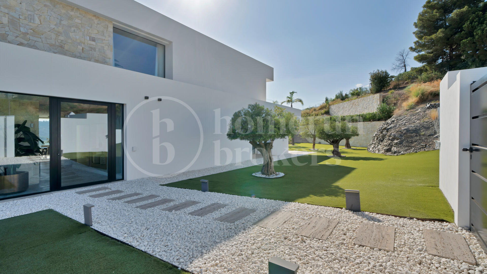 Villa Nerede - Modern villa med havsutsikt i Monte Mayor