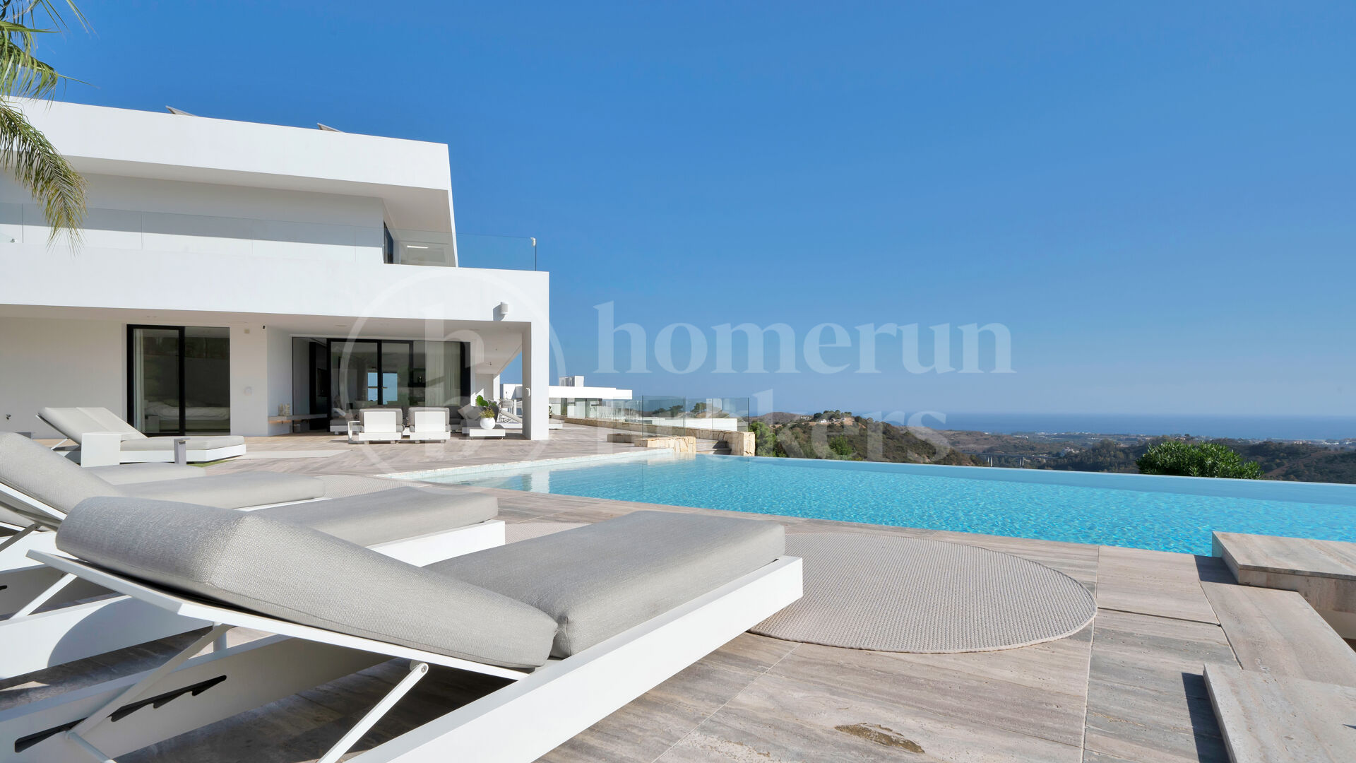 Villa Nerede - Modern villa med havsutsikt i Monte Mayor