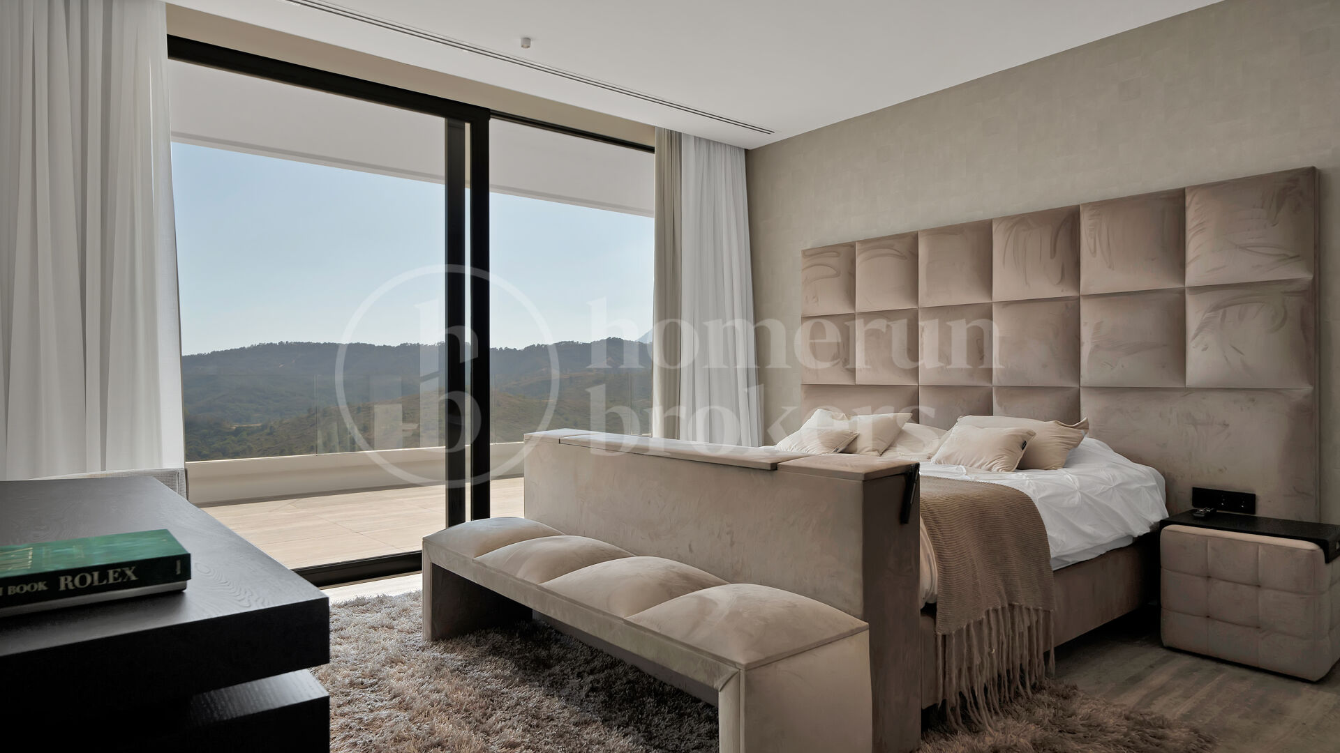 Villa Nerede - Modern villa med havsutsikt i Monte Mayor