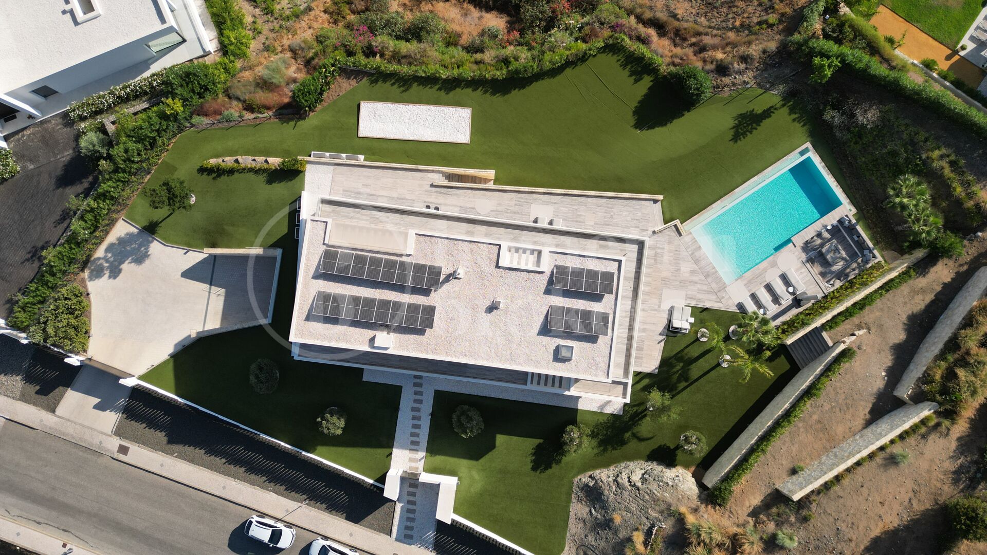 Villa Nerede - Modern villa med havsutsikt i Monte Mayor