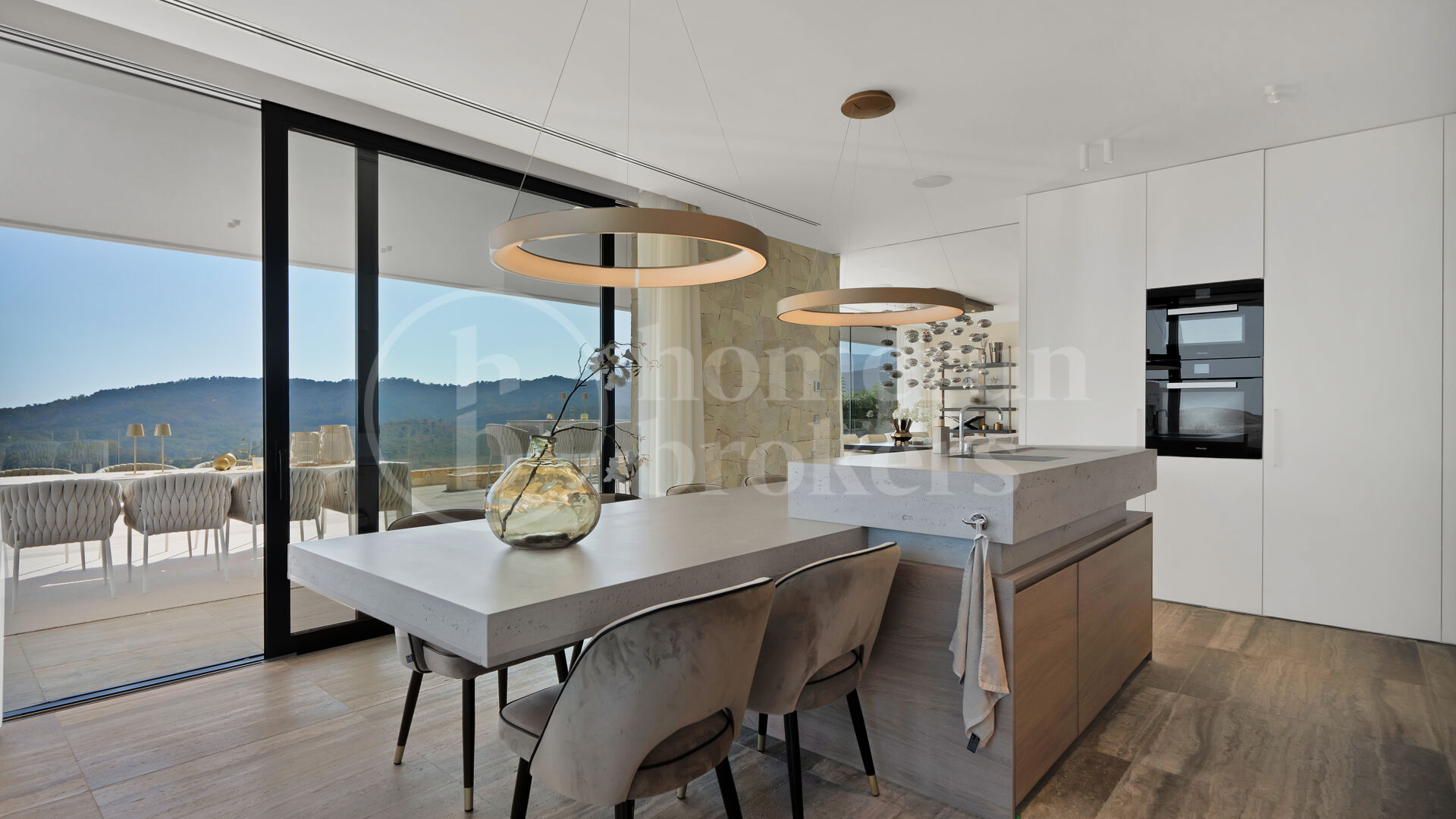 Villa Nerede - Modern villa med havsutsikt i Monte Mayor
