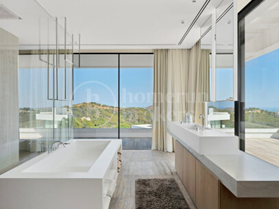 Villa Nerede - Contemporary Villa with Sea Views in Monte Mayor