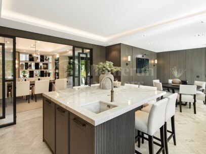 Villa Solstice - Spektakulär Golfvilla till Salu i Nueva Andalucía