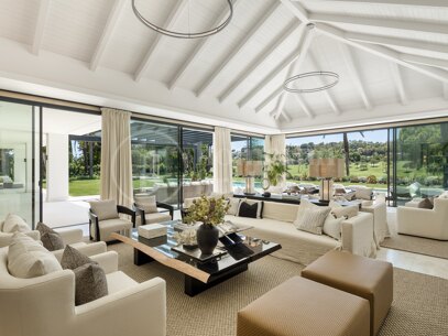Villa Solstice - Spektakulär Golfvilla till Salu i Nueva Andalucía