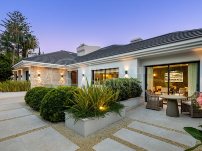 Villa Solstice - Spektakulär Golfvilla till Salu i Nueva Andalucía