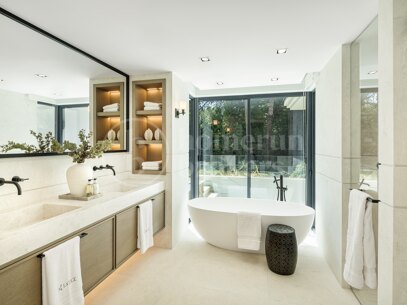 Villa Solstice - Spektakulär Golfvilla till Salu i Nueva Andalucía
