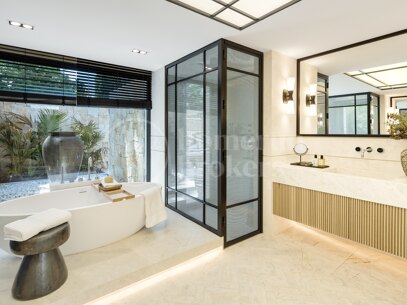 Villa Solstice - Spektakulär Golfvilla till Salu i Nueva Andalucía