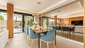 Townhouse Marbellamar - Elegantly Renovated Coastal Home on Marbella’s Golden Mile