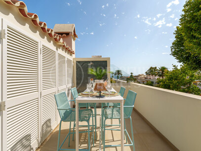 Townhouse Marbellamar - Elegantly Renovated Coastal Home on Marbella’s Golden Mile