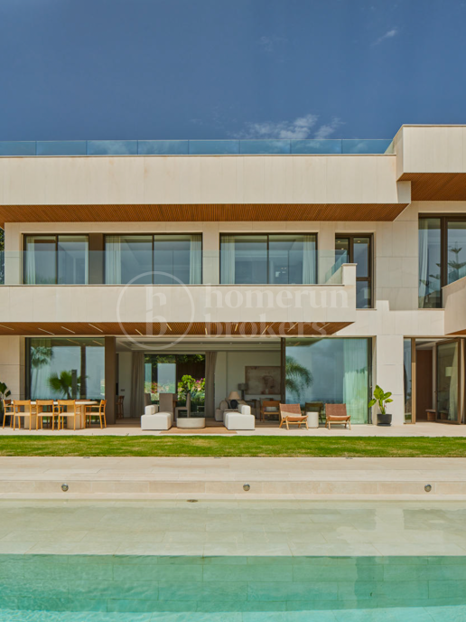 Casa Lux – Modern villa till salu i El Olivar, Churriana, Málaga