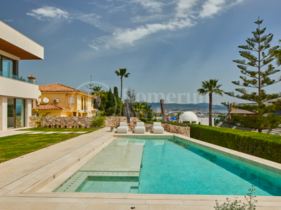 Casa Lux – Modern Villa for Sale in El Olivar, Churriana, Malaga