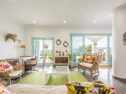 Villa Aire - 5-Bedroom Residence with Panoramic Sea Views in Sotogrande