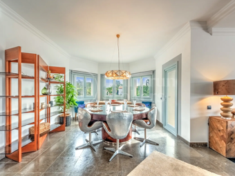 Villa Aire – 5-Sovrumsbostad med Panoramautsikt över Havet i Sotogrande