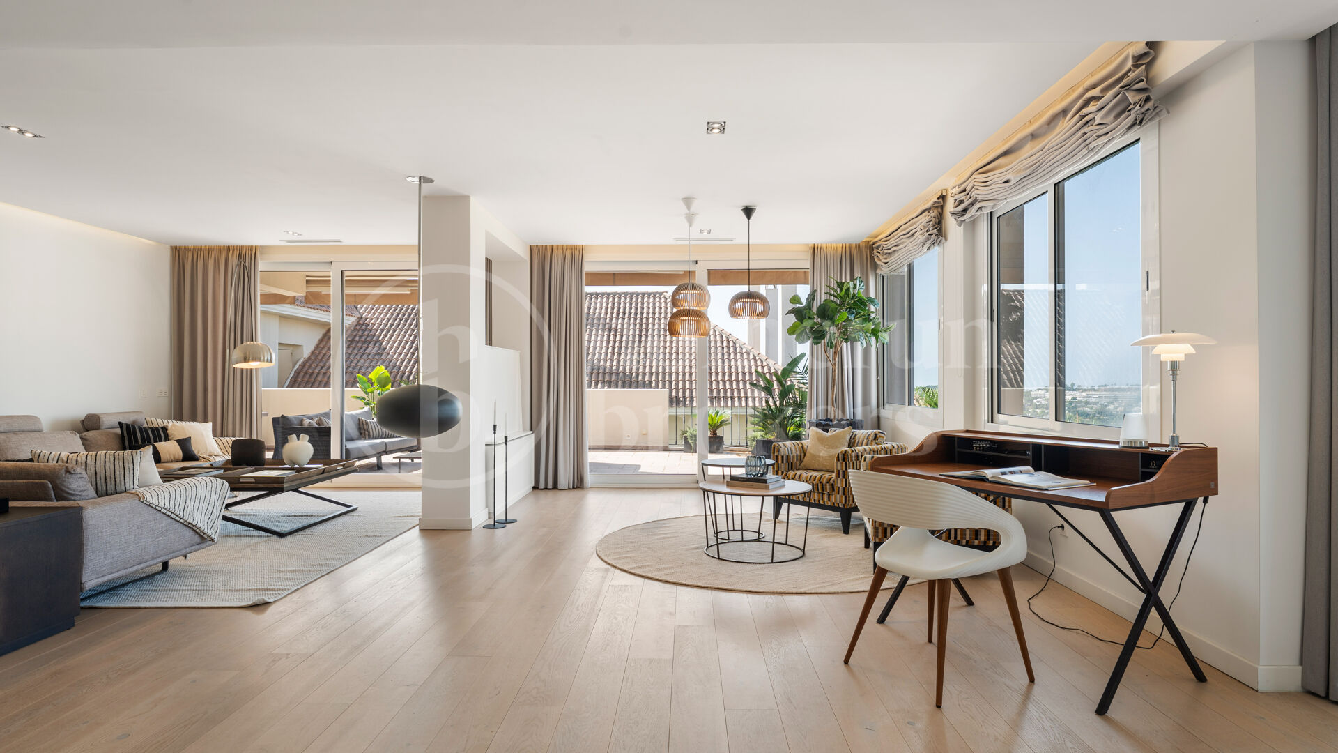 Duplex Solara – Lyxig takvåning med 4 sovrum och havsutsikt i Aloha Hill Club
