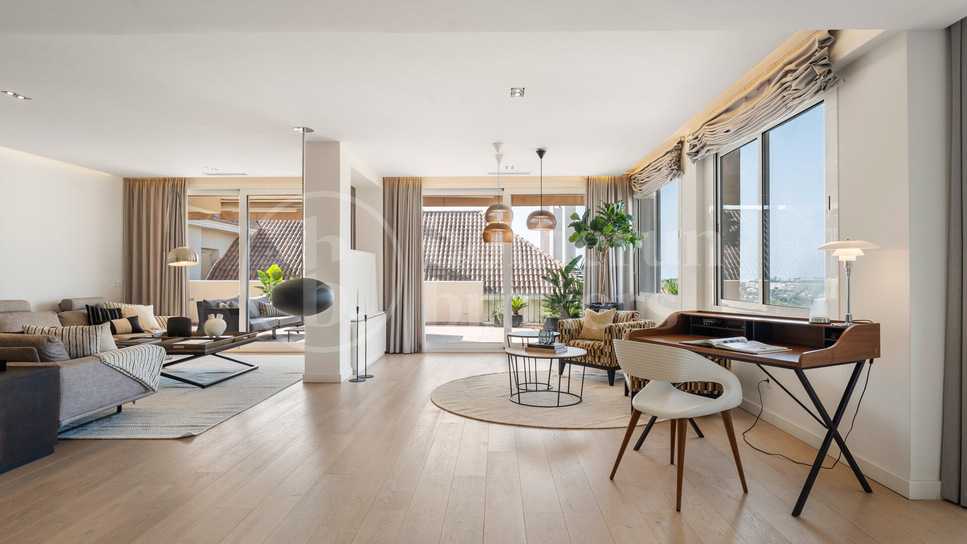 Duplex Solara – Luxury 4-Bedroom Duplex Apartment with Sea Views in Aloha Hill Club