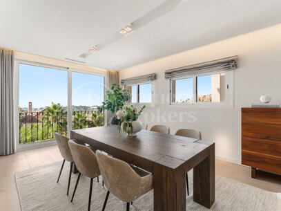 Duplex Solara – Luxury 4-Bedroom Duplex Apartment with Sea Views in Aloha Hill Club