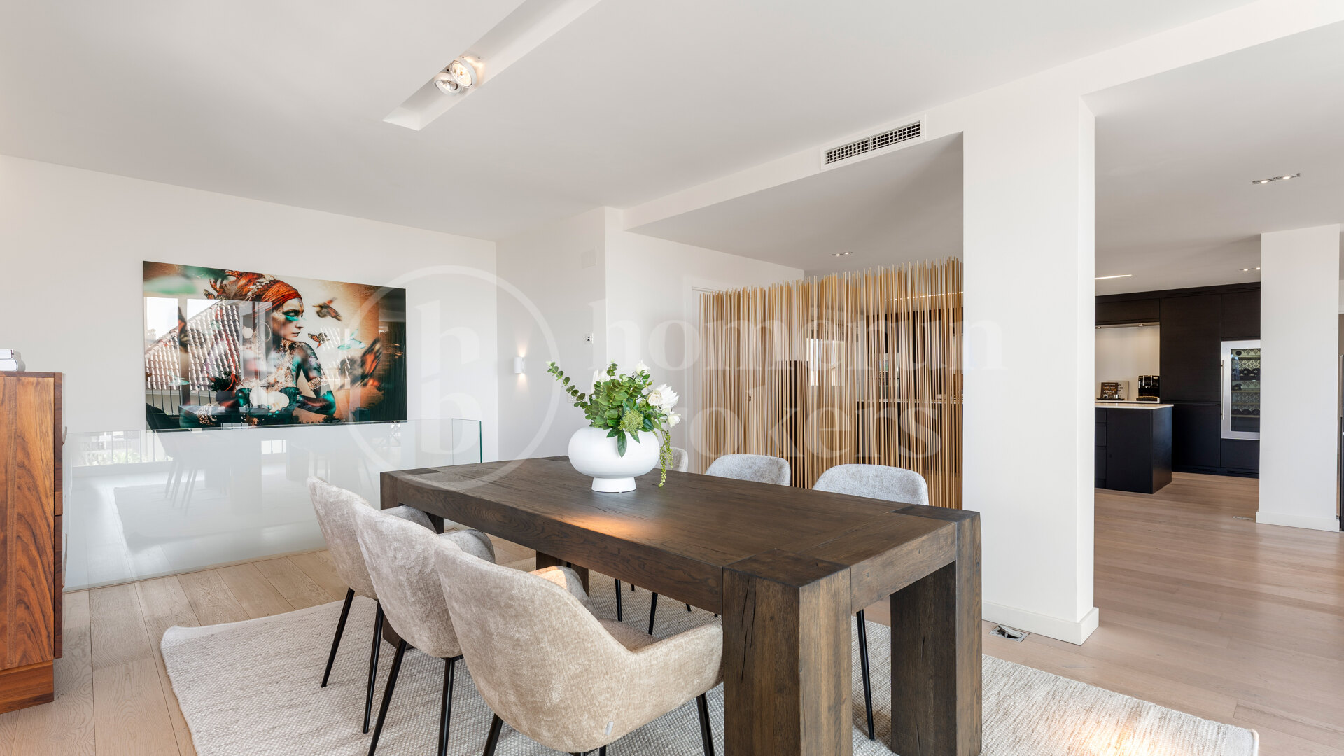 Duplex Solara – Luxury 4-Bedroom Duplex Apartment with Sea Views in Aloha Hill Club
