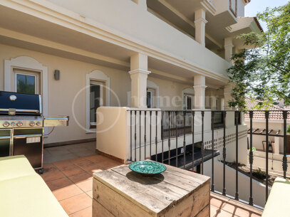 Duplex Solara – Luxury 4-Bedroom Duplex Apartment with Sea Views in Aloha Hill Club