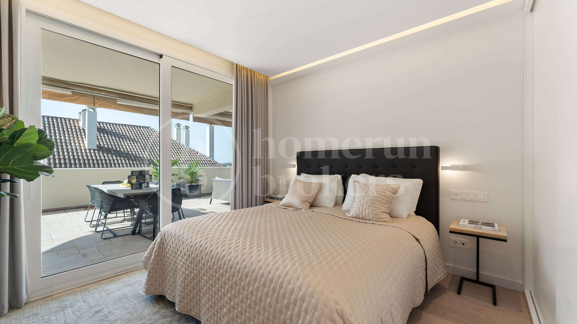 Duplex Solara – Lyxig takvåning med 4 sovrum och havsutsikt i Aloha Hill Club