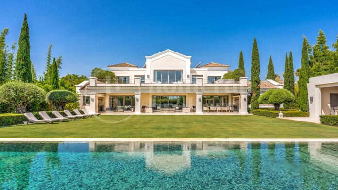 Villa Oasis – Luxury Andalusian-Contemporary Estate in Sotogrande Alto