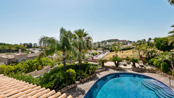 Villa Amaral —Elegant Mediterranean Villa in Nueva Andalucía