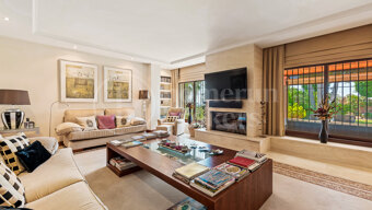 Villa Amaral —Elegant Mediterranean Villa in Nueva Andalucía