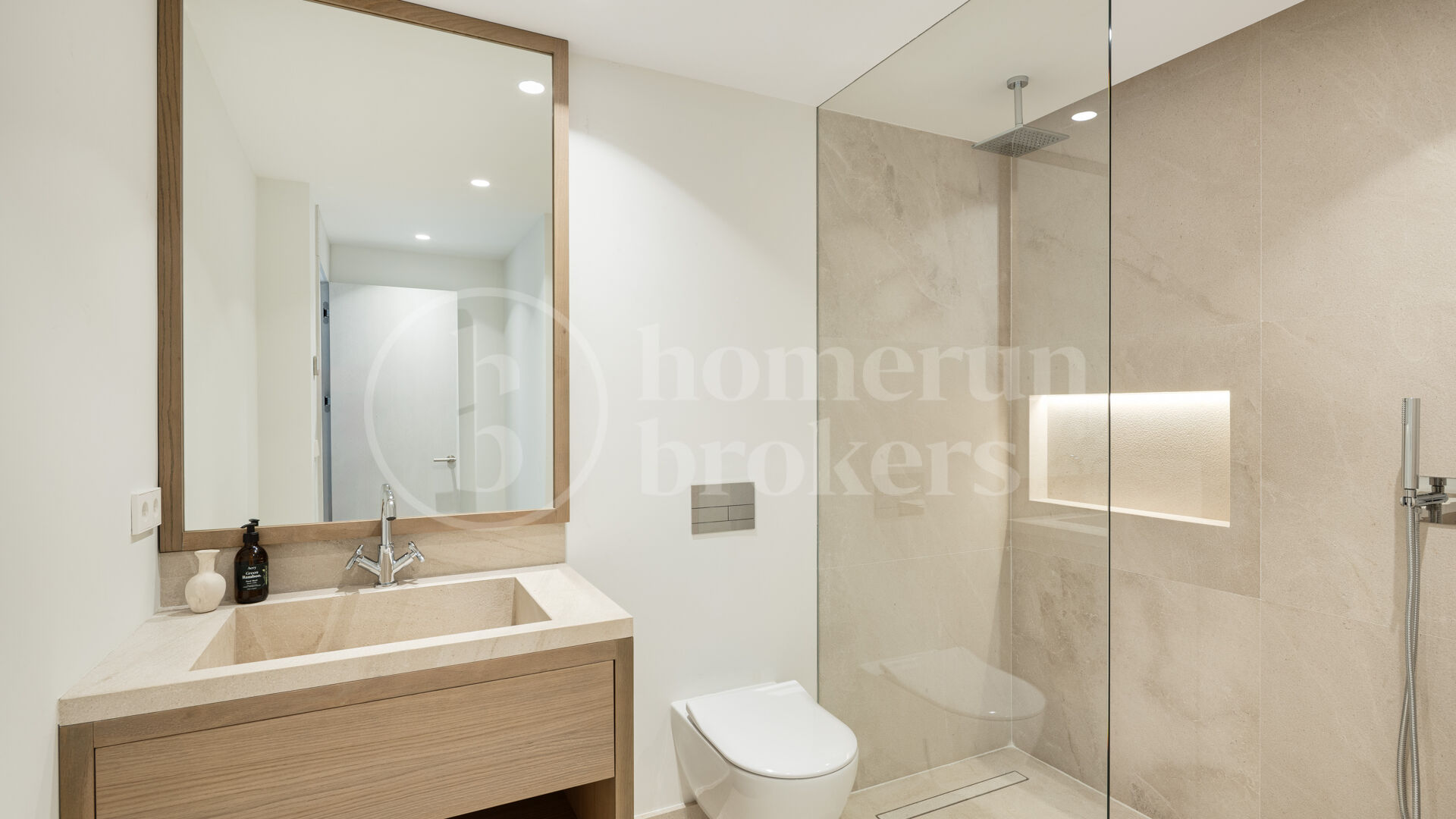 Villa Summer - Brand New Luxury Villa for Sale in Rocío de Nagüeles with Tennis Court and Sea Views