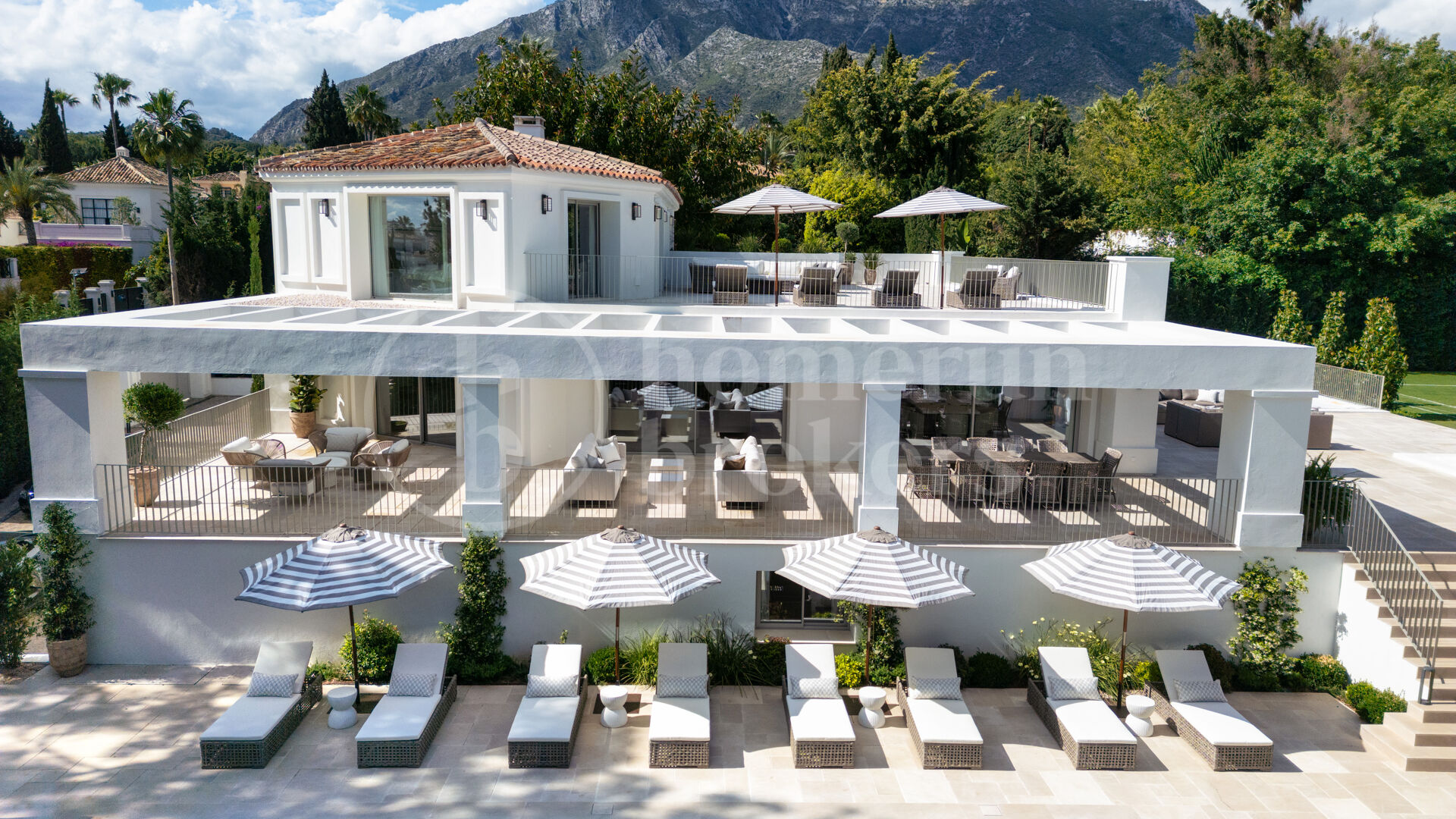 Villa Summer - Brand New Luxury Villa for Sale in Rocío de Nagüeles with Tennis Court and Sea Views