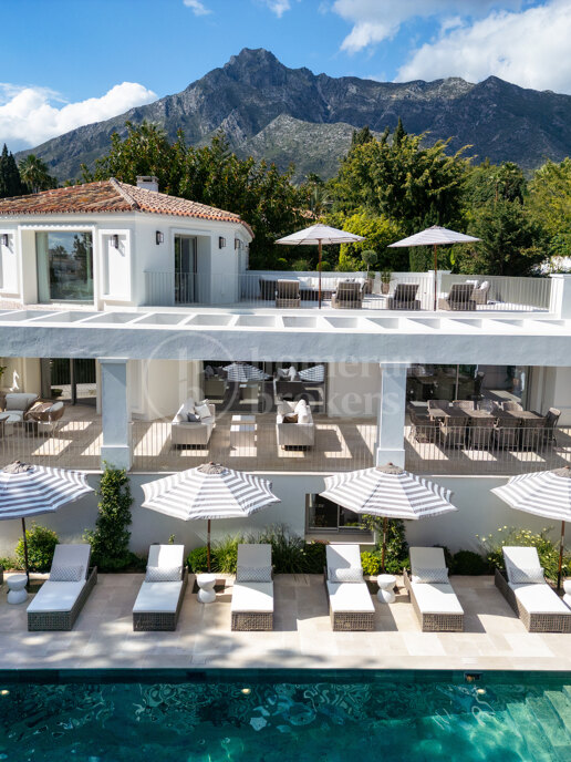 Villa Summer - Brand New Luxury Villa for Sale in Rocío de Nagüeles with Tennis Court and Sea Views