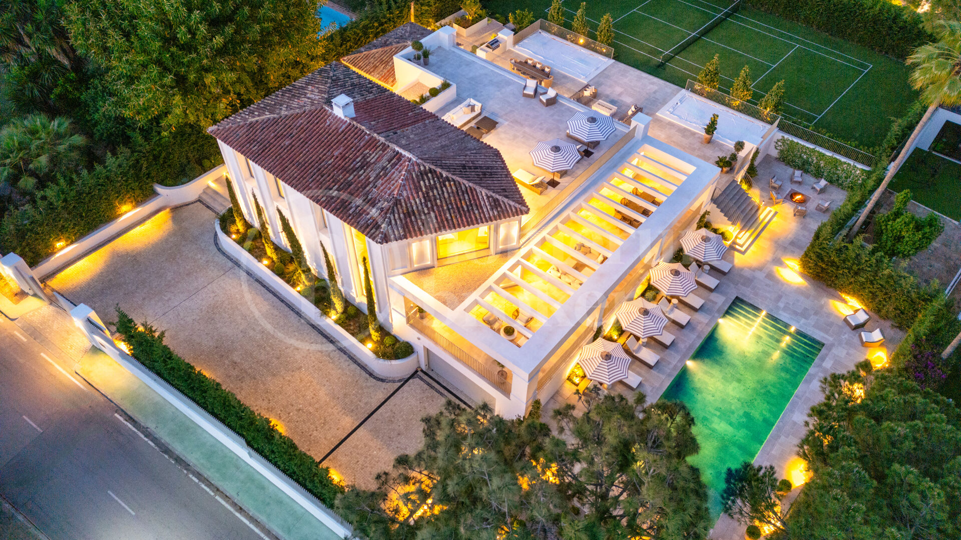 Villa Summer - Brand New Luxury Villa for Sale in Rocío de Nagüeles with Tennis Court and Sea Views