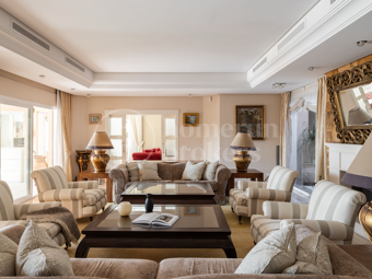 Casa Zahara - Strandvilla i frontlinjen på den nya Golden Mile, Estepona