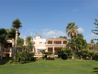 Casa Zahara - Strandvilla i frontlinjen på den nya Golden Mile, Estepona