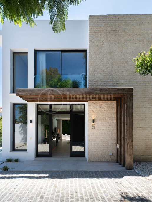 Villa Arboleda - Modern Luxury in La Arboleda, Estepona East