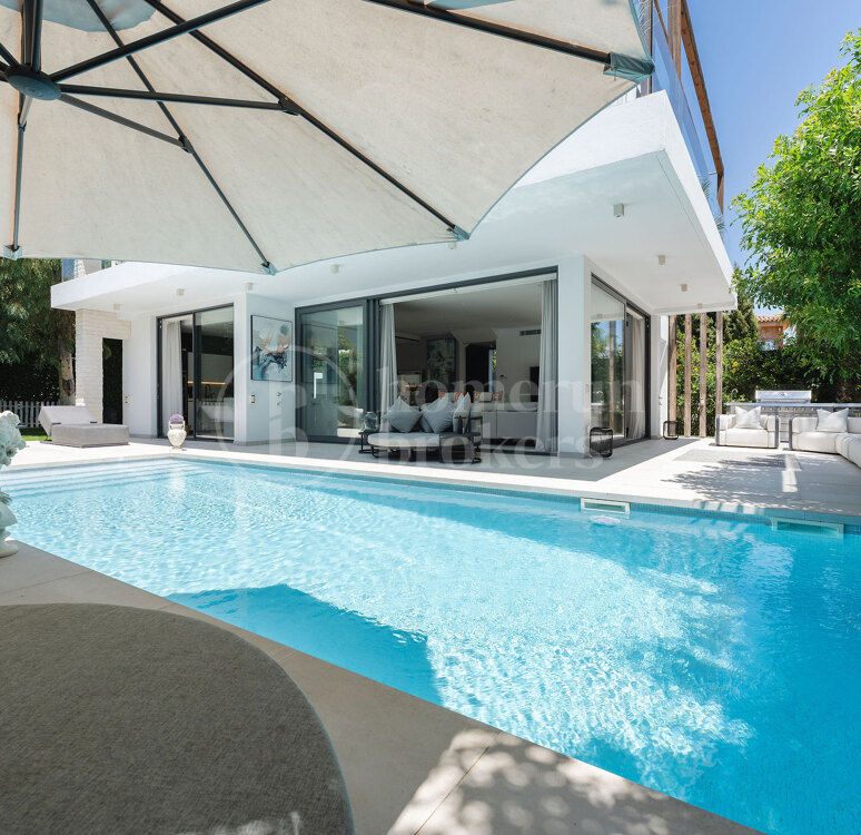 Villa Arboleda - Modern Luxury in La Arboleda, Estepona East