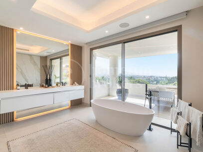 Villa Celeste – Contemporary Luxury Villa for Sale in Nueva Andalucía