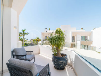Villa Celeste – Contemporary Luxury Villa for Sale in Nueva Andalucía