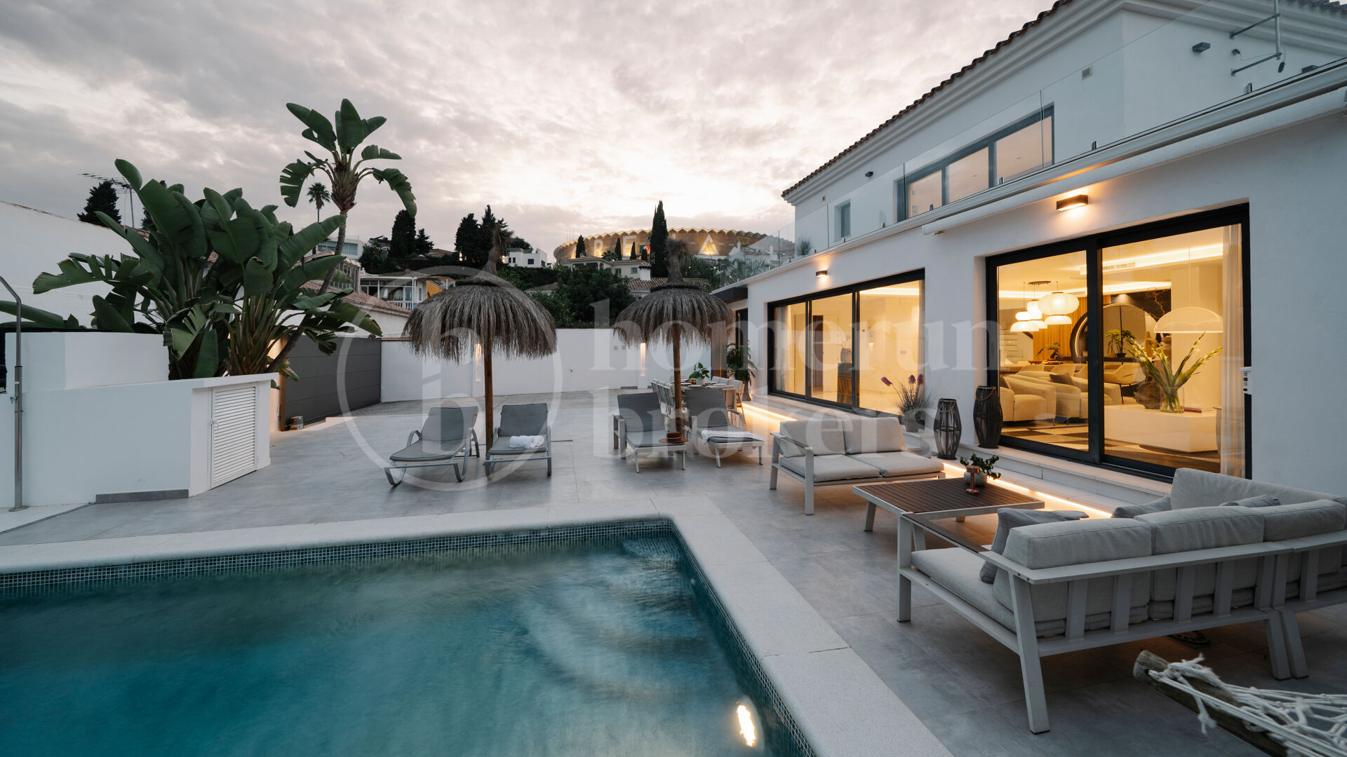 Villa Banús Heights - Luxury 4-Bed Investment Villa Near Puerto Banús