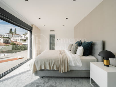 Villa Banús Heights - Luxury 4-Bed Investment Villa Near Puerto Banús