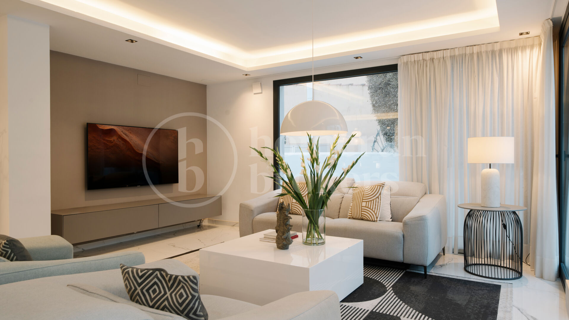 Villa Banús Heights - Luxury 4-Bed Investment Villa Near Puerto Banús