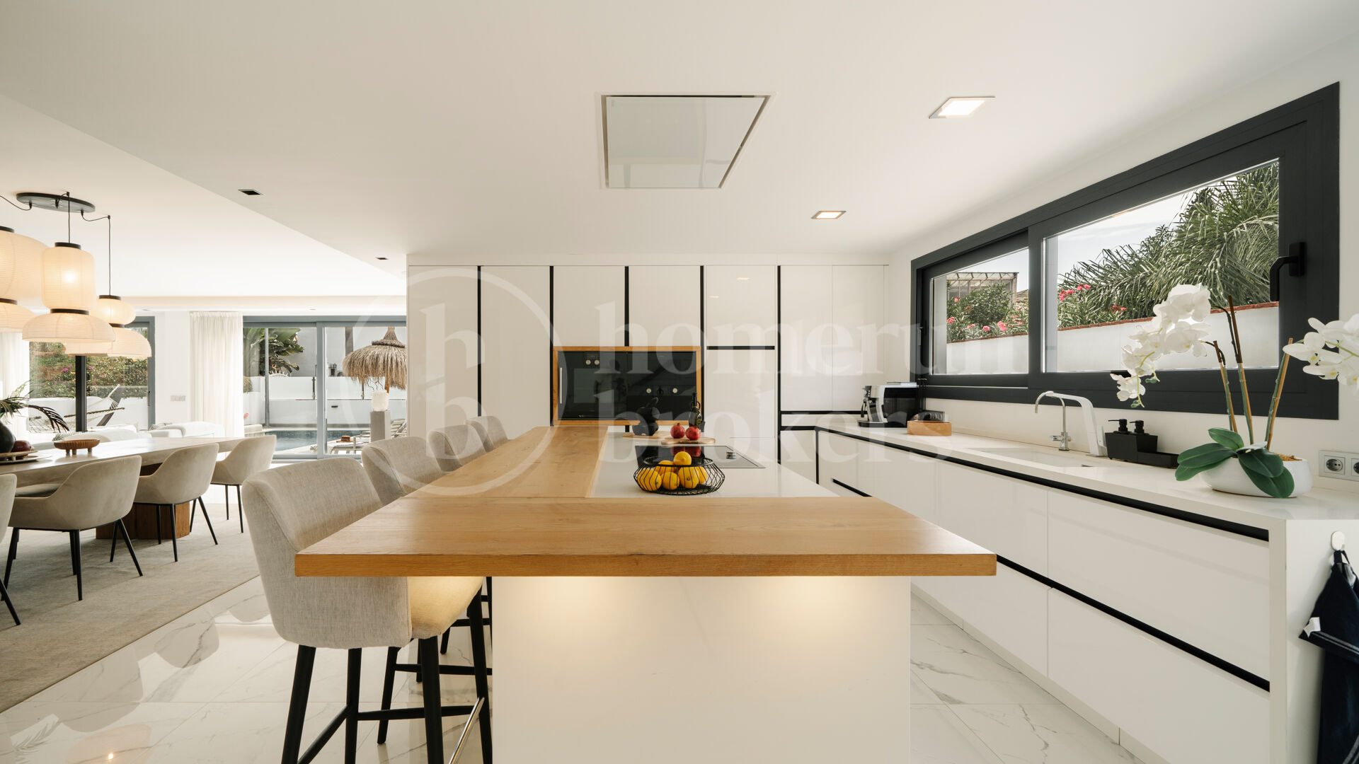 Villa Banús Heights - Luxury 4-Bed Investment Villa Near Puerto Banús