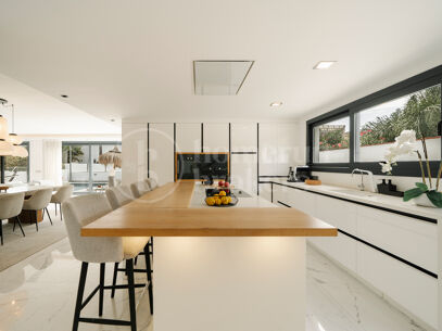 Villa Banús Heights - Luxury 4-Bed Investment Villa Near Puerto Banús