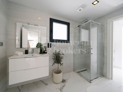 Villa Banús Heights - Luxury 4-Bed Investment Villa Near Puerto Banús