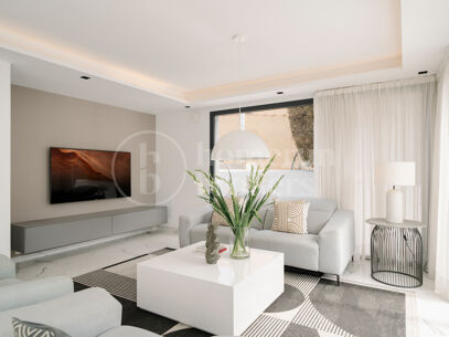 Villa Banús Heights - Luxury 4-Bed Investment Villa Near Puerto Banús