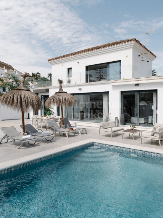 Villa Banús Heights - Luxury 4-Bed Investment Villa Near Puerto Banús