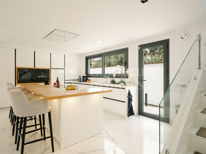 Villa Banús Heights - Luxury 4-Bed Investment Villa Near Puerto Banús